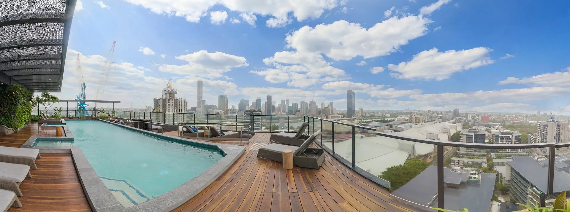 Apartment High End Living In Brisbane City Australia