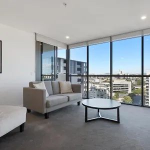 Hearty Milton Brisbane